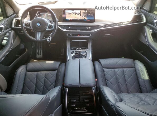 5UX23EM05P9P84249 2023 BMW X7 White 