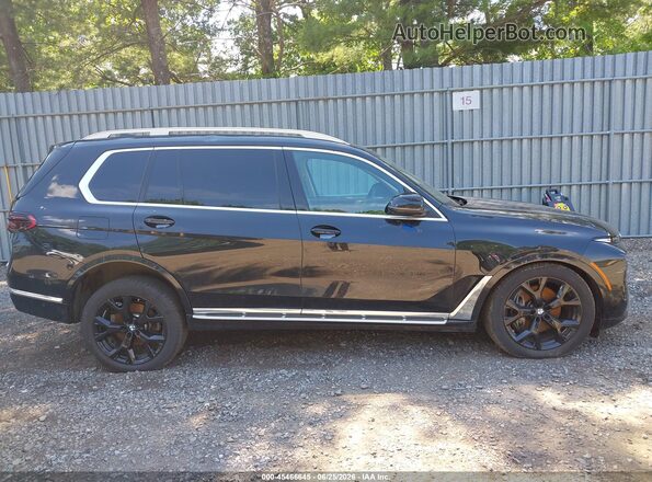 5UX23EM06T9078045 2026 BMW X7 Black Vista interior trasera