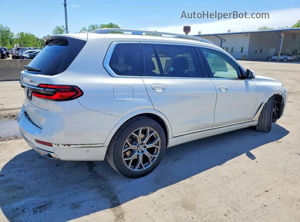 5UX23EM07S9Z65653 2025 BMW X7 White Հետևի աջ