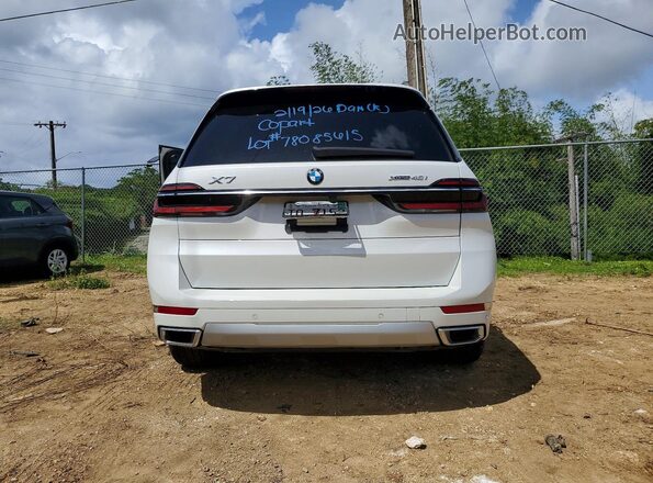 5UX23EM08S9X21557 2025 BMW X7 White Հետևի տեսք