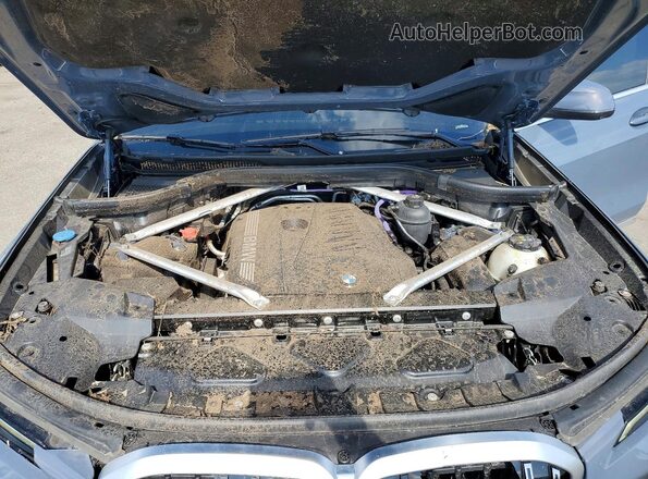 5UX23EM08S9Y51483 2025 BMW X7 Серый Вид подкапотного пространства