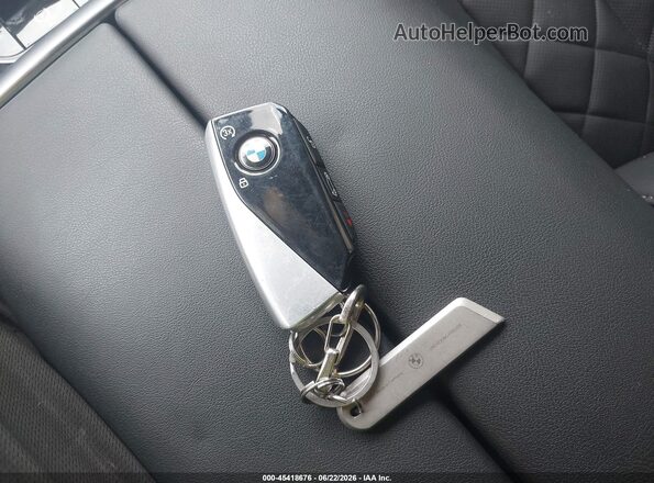 5UX23EM09R9U44119 2024 BMW X7 Black Widok deski rozdzielczej