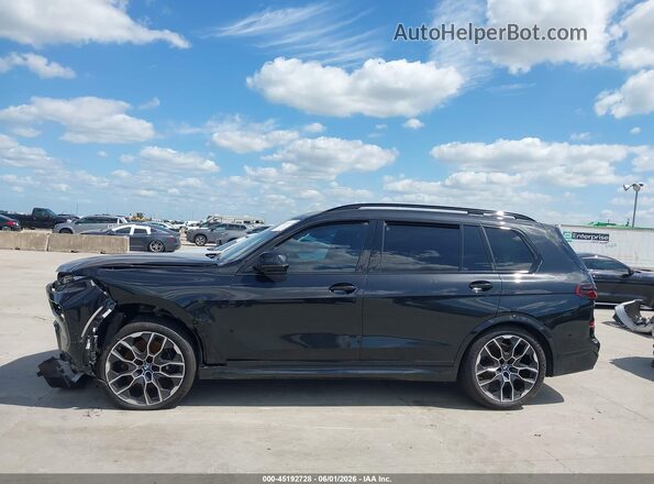 5UX23EM09R9V96627 2024 BMW X7 Black Widok wnętrza 360 stopni