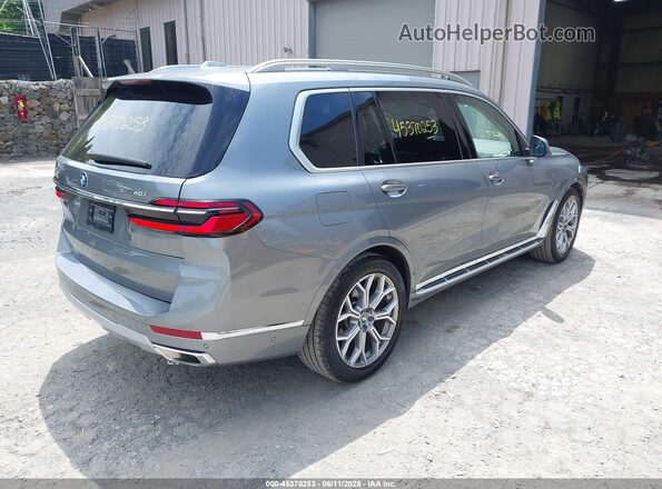 5UX23EM09T9074121 2026 BMW X7 Gray Trasero derecho