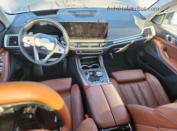 5UX23EM0XP9P22992 2023 BMW X7 Blue Dashboard view
