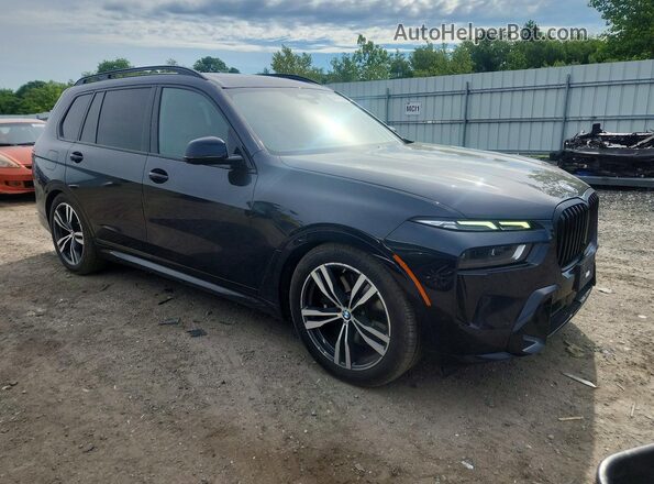 5UX23EM0XP9P90399 2023 BMW X7 Black Przód prawy