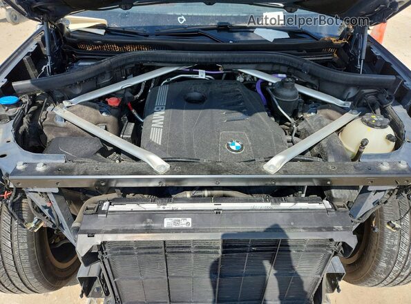 5UX23EM0XR9S99737 2024 BMW X7 Gray 