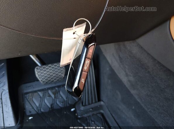 5UX23EM0XT9038518 2026 BMW X7 White Вид панелі приладів