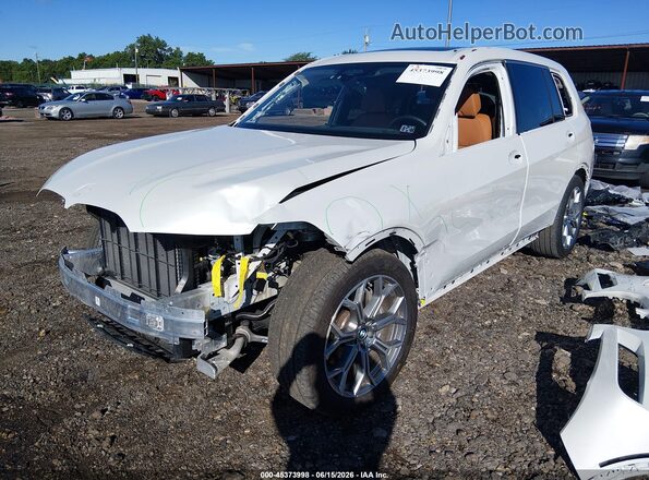 5UX23EM0XT9038518 2026 BMW X7 White Передня ліва чверть