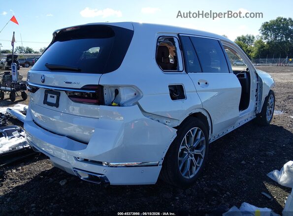 5UX23EM0XT9038518 2026 BMW X7 White Задня права чверть
