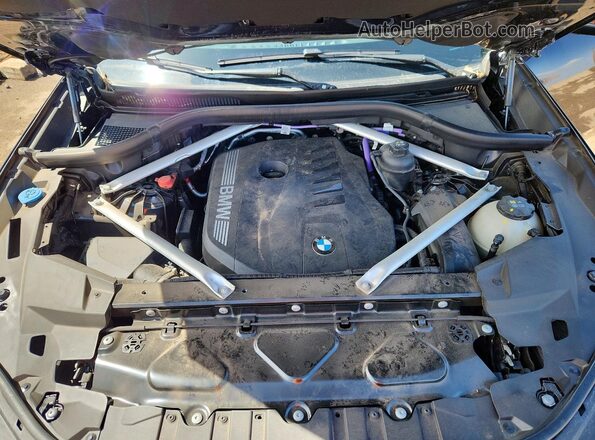 5UX23EU00R9T74218 2024 BMW X5 Blue უკანა სალონის ხედი