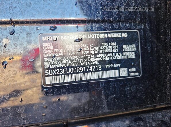 5UX23EU00R9T74218 2024 BMW X5 Blue ძრავის განყოფილების ხედი