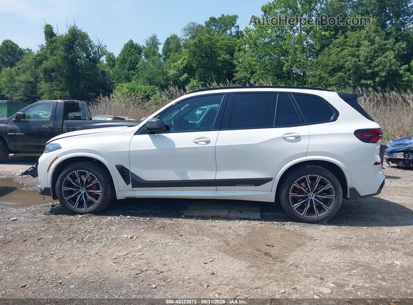 5UX23EU01S9X24798 2025 BMW X5 White Vista interior de 360 grados