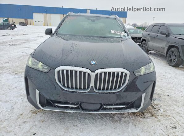 5UX23EU02R9V32428 2024 BMW X5 Black Front view