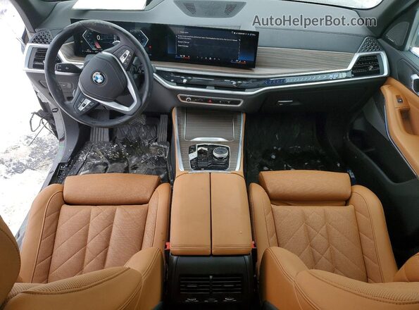 5UX23EU02R9V32428 2024 BMW X5 Black Dashboard view