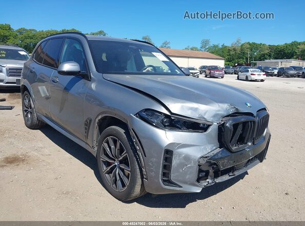 5UX23EU02S9Z06140 2025 BMW X5 Gray Դիմացի տեսք