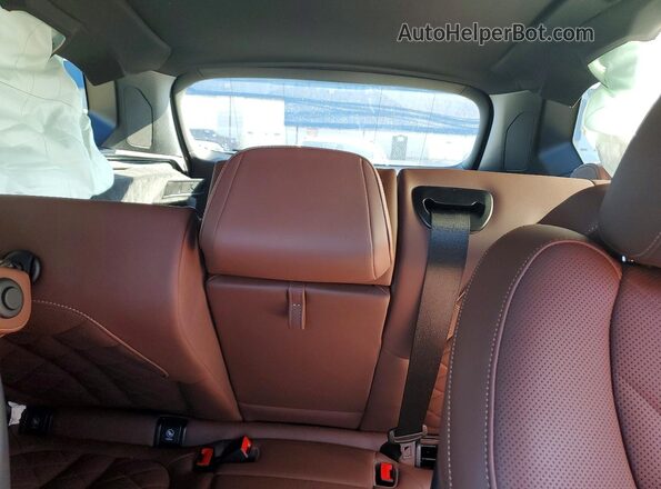 5UX23EU04R9V24671 2024 BMW X5 Silver Вид задніх сидінь