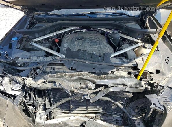 5UX23EU05S9W72060 2025 BMW X5 Зеленый Вид подкапотного пространства