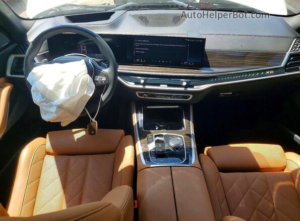 5UX23EU06S9W83505 2025 BMW X5 Белый Вид панели приборов