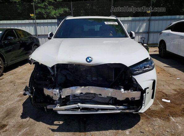 5UX23EU06S9W83505 2025 BMW X5 Белый Вид спереди