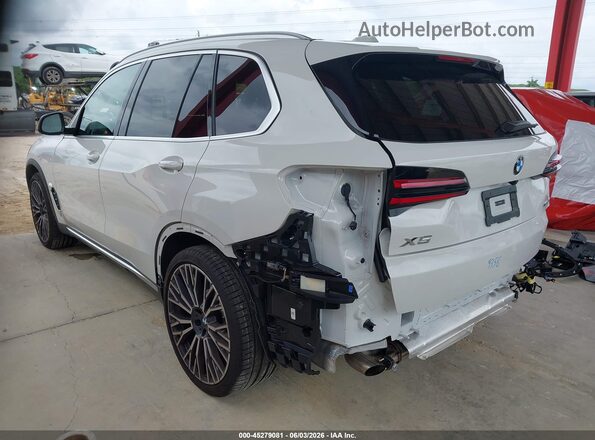 5UX23EU06S9X99142 2025 BMW X5 Белый Задняя левая четверть