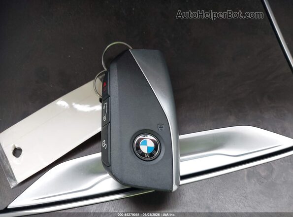 5UX23EU06S9X99142 2025 BMW X5 Белый Вид панели приборов