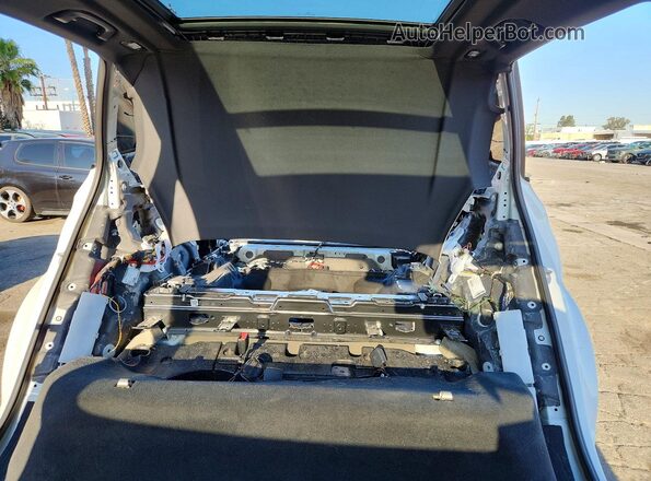 5UX23EU07R9T10337 2024 BMW X5 White Вид задніх сидінь