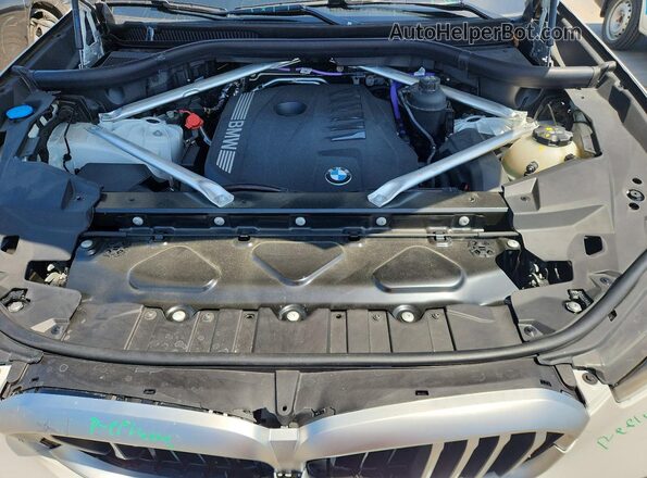 5UX23EU08R9V86848 2024 BMW X5 White უკანა სალონის ხედი