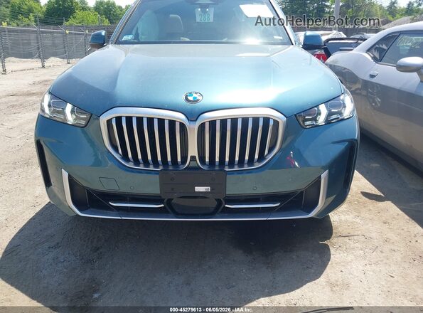 5UX23EU08S9X62318 2025 BMW X5 Cream ხელსაწყოთა პანელის ხედი