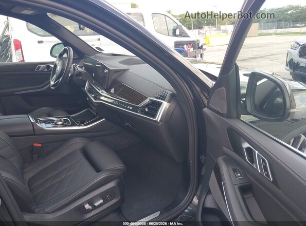 5UX23EU08T9111739 2026 BMW X5 Black Vista interior delantera