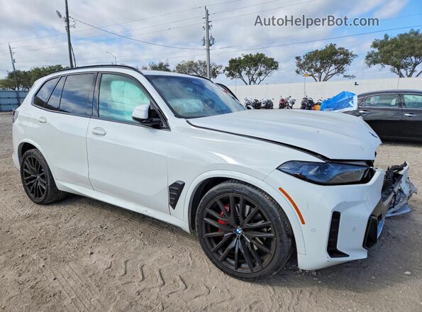 5UX23EU0XS9W35988 2025 BMW X5 White Przód prawy