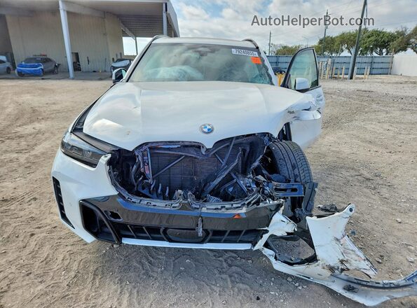 5UX23EU0XS9W35988 2025 BMW X5 White Widok z przodu