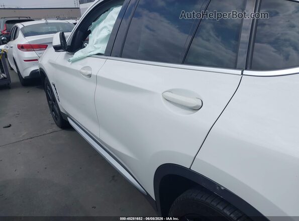 5UX2V1C02LLE67985 2020 BMW X4 White Սալոնի 360 աստիճան տեսք
