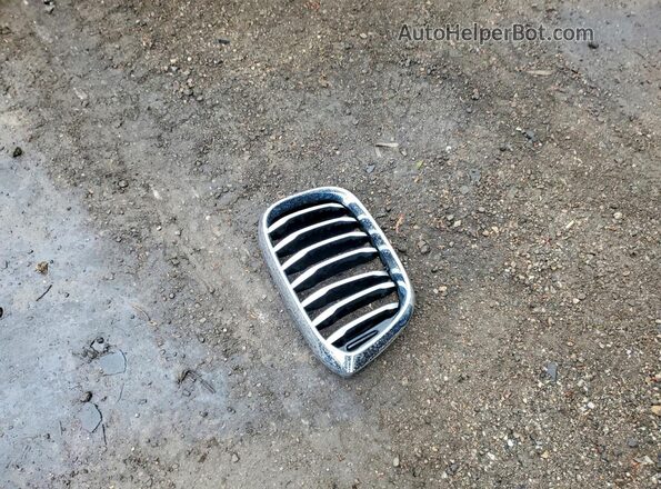 5UX2V1C08L9D03752 2020 BMW X4 Black Вид наклейки з VIN-кодом