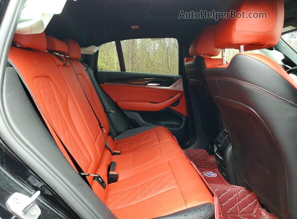 5UX2V1C08L9D03752 2020 BMW X4 Black Вид задньої частини салону