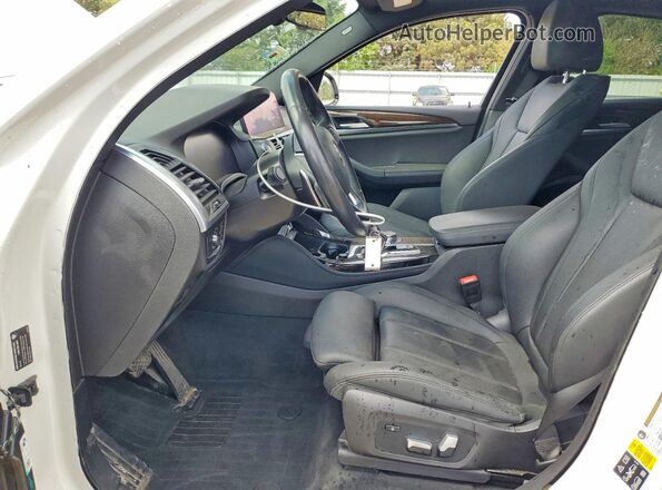 5UX2V1C09LLE67644 2020 BMW X4 White Вид салону спереду