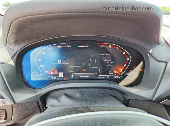 5UX2V5C04M9F00670 2021 BMW X4 Gray Սարքավորումների վահանակի տեսք