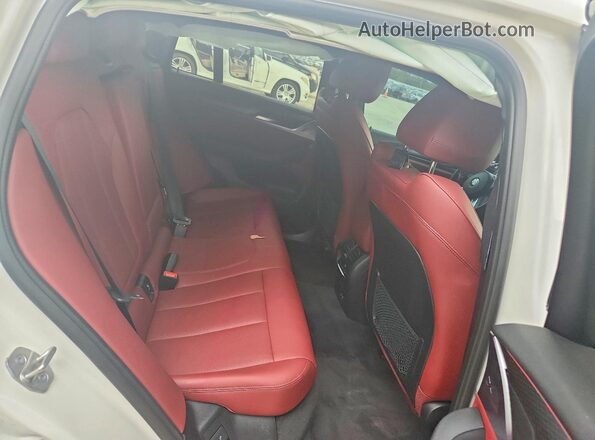 5UX33DT00N9K27116 2022 BMW X4 White 