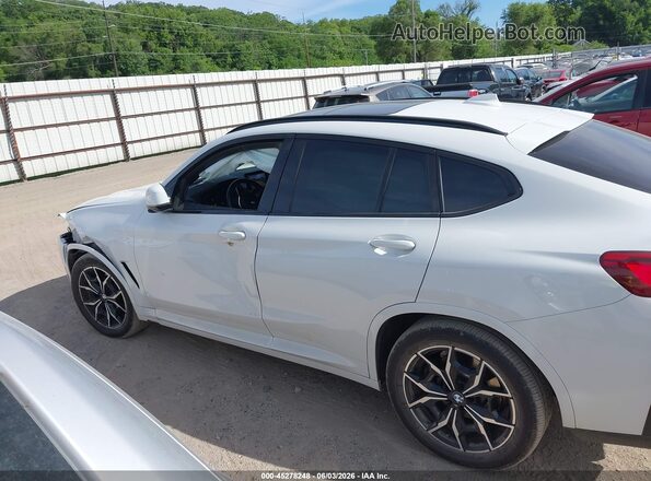 5UX33DT01P9R66241 2023 BMW X4 White Widok wnętrza 360 stopni