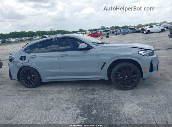 5UX33DT01R9X29946 2024 BMW X4 Gray Vista del cuadro de instrumentos