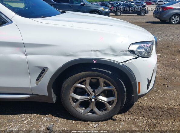 5UX33DT02N9J37370 2022 BMW X4 White Դիմացի տեսք