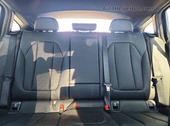 5UX33DT03R9W97548 2024 BMW X4 Black Вид задніх сидінь
