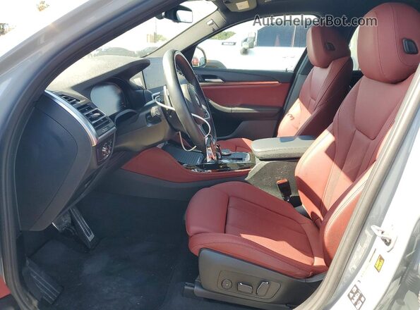 5UX33DT0XR9V11150 2024 BMW X4 Gray Widok wnętrza z przodu