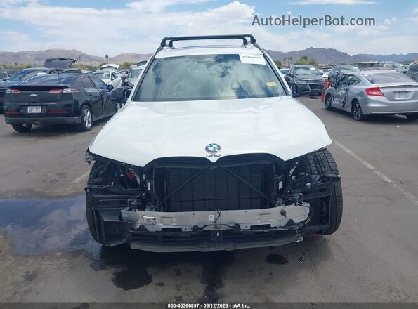 5UX33EM00S9X88674 2025 BMW X7 White წინა ხედი