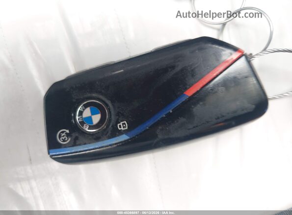 5UX33EM00S9X88674 2025 BMW X7 White წინა პანელის ხედი