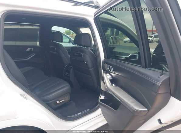 5UX33EM00S9X88674 2025 BMW X7 White VIN კოდის სტიკერის ხედი