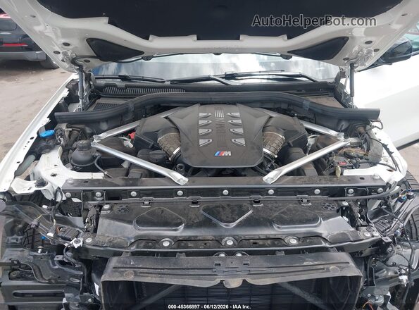 5UX33EM00S9X88674 2025 BMW X7 White უკანა ხედი