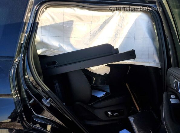 5UX33EM01S9W24690 2025 BMW X7 Black 