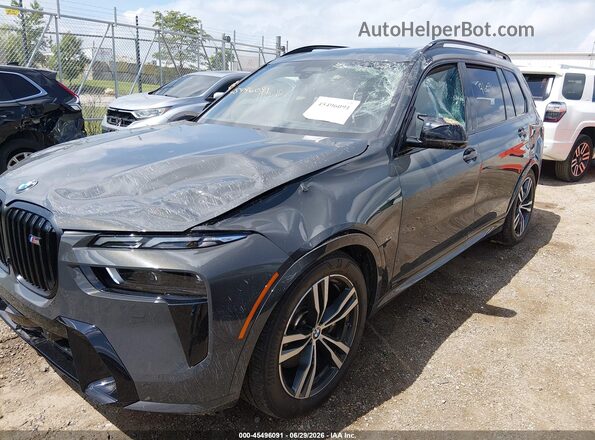 5UX33EM01T9300057 2026 BMW X7 Серый Вид спереди