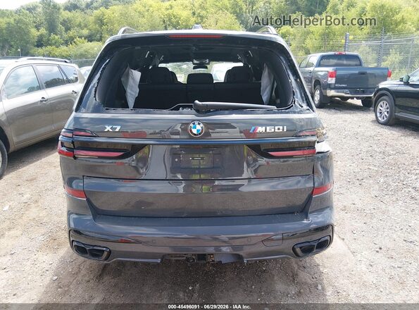5UX33EM01T9300057 2026 BMW X7 Серый 